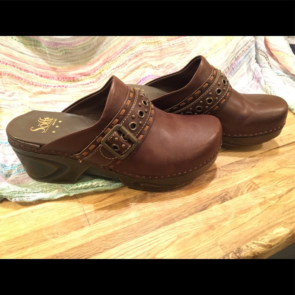 SOFFT leather clogs, size 9